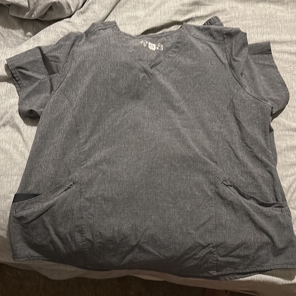 Wonderwink renew heather gray scrub set - Picture 3 of 7